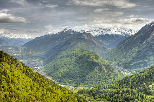 Thung lũng s&ocirc;ng Rh&ocirc;ne