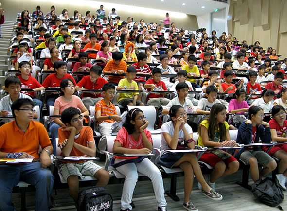 sinh vi&ecirc;n Singapore