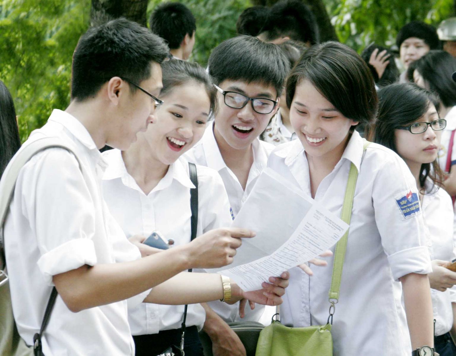 Thi tốt nghiệp thpt 2014
