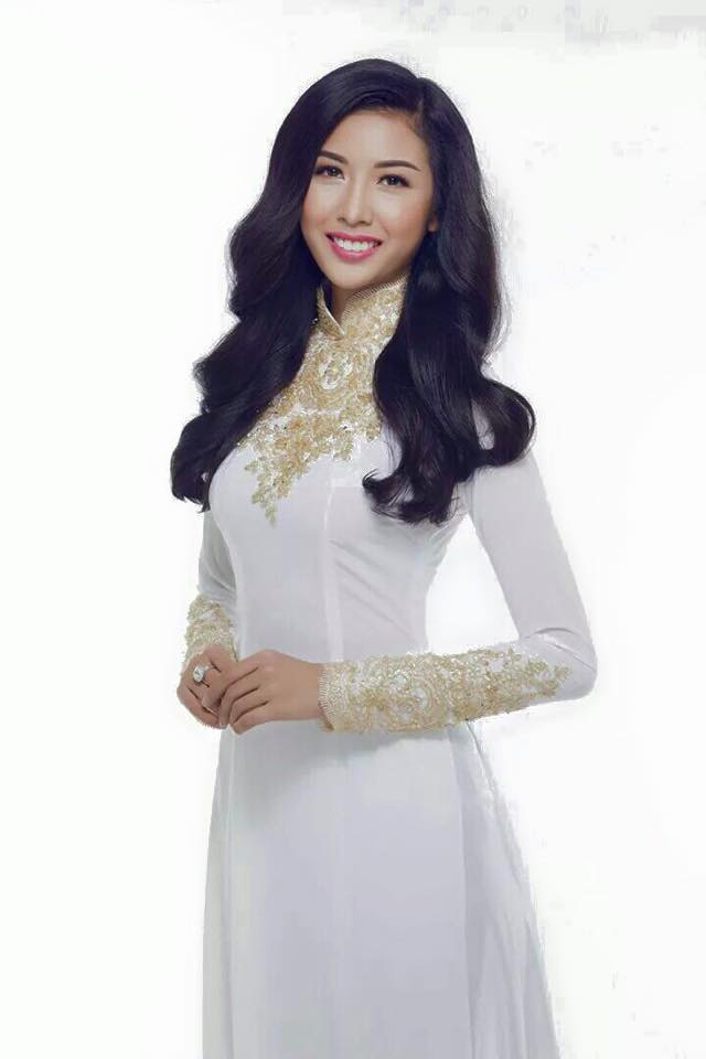 Th&uacute;y V&acirc;n lọt top Hoa hậu ứng xử hay nhất 2015