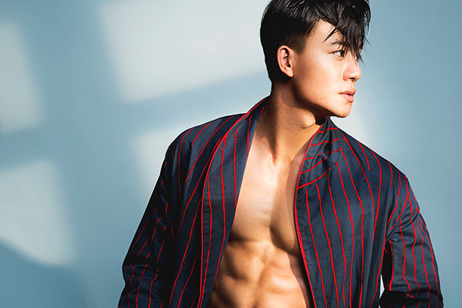 Theo đuổi hình tượng người đàn ông nam tính, quyến rũ, Hiếu Nguyễn luôn xem trọng việc chăm chút vóc dáng. Ngoại hình không chỉ giúp bản thân thành công trong sự nghiệp mà còn là sự tôn trọng đối với người hâm mộ đã luôn yêu mến anh.