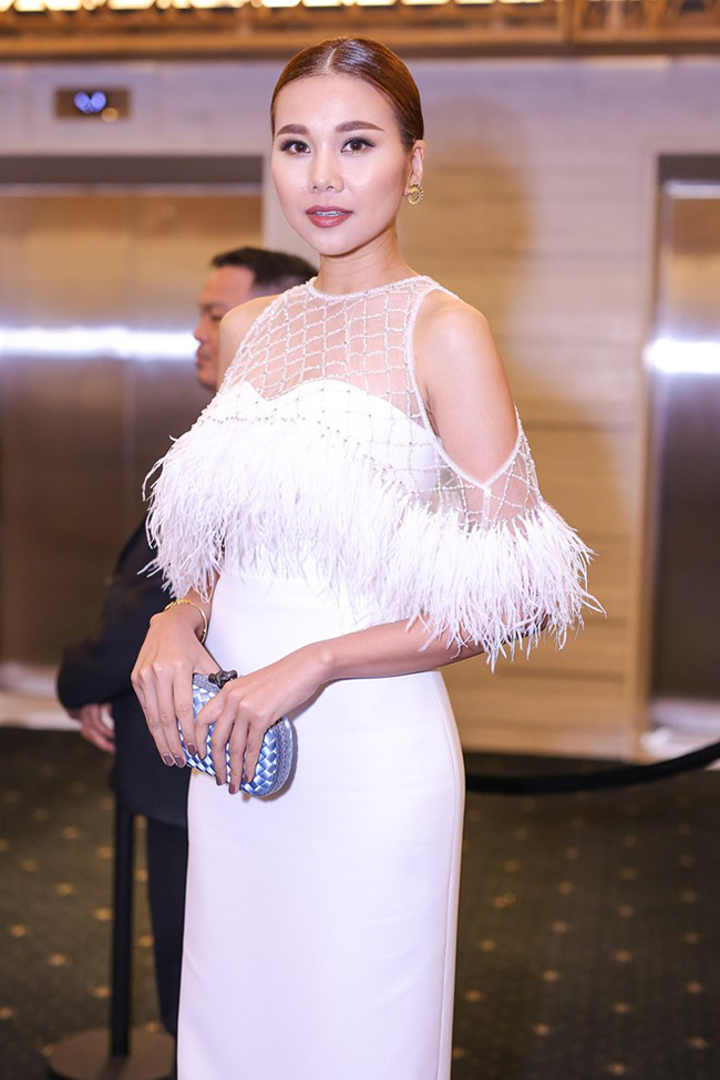 Siêu mãu Thanh Hằng trở thành biểu tượng thời trang của Elle Style.