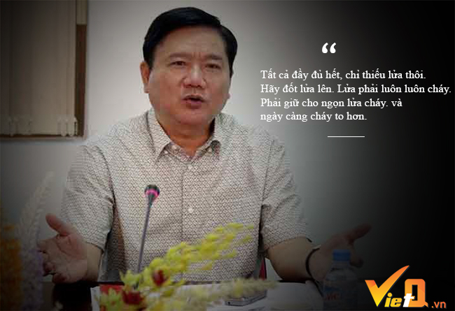 bí thư Thăng động viên cán bộ khi tới thăm Khu công nghệ cao TP HCM.