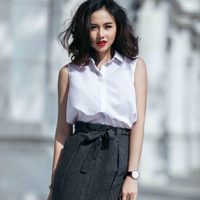 Đinh Ngọc Diệp không phải nghệ sĩ tay ngang làm MC, mà cô vốn xuất thân từ chuyên ngành báo chí ở trường đại học. 