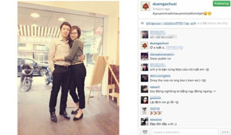 Năm 2014, lần đầu tiên Tú Anh chia sẻ với báo chí về chuyện tình cảm: 'Tôi hơi sợ trước bài báo về bạn trai vì lo lắng chuyện này sẽ ảnh hưởng đến cuộc sống của hai chúng tôi. Nhưng rồi, cả hai tự an ủi nhau rằng, khi có nhiều thông tin thú vị về nghệ sĩ khác xuất hiện, độc giả sẽ mau quên chúng tôi. Hiện tại, tôi không cảm thấy sợ hãi nữa. 