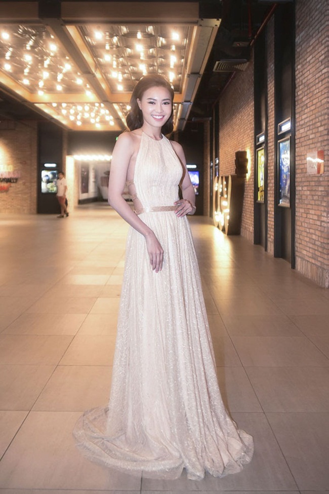  Kịch bản của Găng Tay Đỏ được nhà văn Hạnh Ngộ chấp bút phát triển từ ý tưởng của Quang Trần.