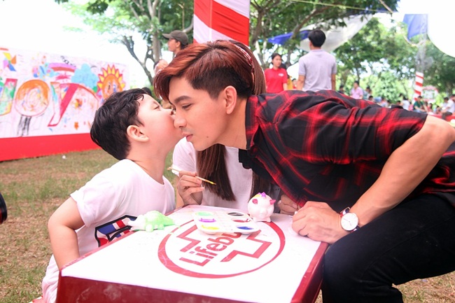 Nói vê Sushi, ''thiên thần'' là động lực để Trương Quỳnh Anh làm việc hết mình và cũng sẵn sàng hy sinh vì Đăng ký và nhận 60K 24 bao lì xì miễn phí mỗi ngày hết mình. 