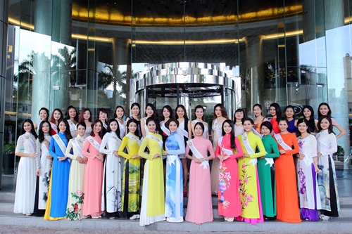 Hoa hậu Bản sắc Việt toàn cầu 2016 lần đầu tiên do Tập đoàn FLC tổ chức. Điểm mới của cuộc thi hoa hậu này là việc tổ chức tuyển chọn tại nhiều địa điểm ở trong và ngoài nước. Sau vòng sơ loại ở Hà Nội, Quảng Ninh... bán kết khu vực phía Bắc sẽ diễn ra tại FLC Vĩnh Thịnh (Vĩnh Phúc) vào ngày 30/6 tới với 36 gương mặt.