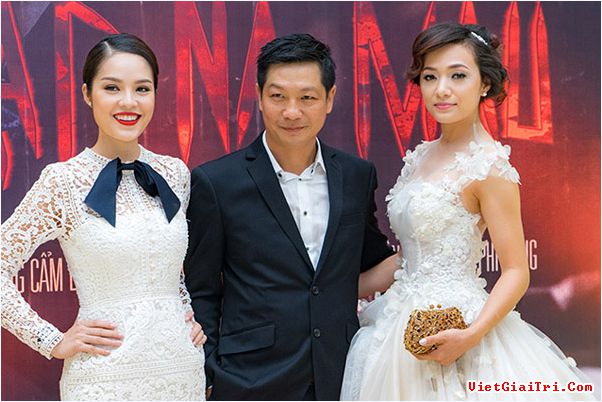 Trên trang facebook của Phạm Việt Anh Khoa rất kín đáo. Anh không đăng tải bất cứ hình ảnh nào về Dương Cẩm Lynh hay thông tin cá nhân. 