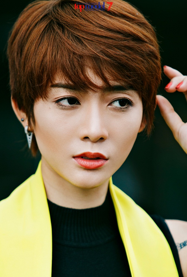 Với mái tóc ngắn tomboy, Kim Nhã là một trong những thí sinh nữ có vẻ ngoài xinh đẹp mà cá tính nhất. Hiện tại, hình ảnh Kim Nhã catwalk tại buổi họp báo chính thức của chương trình đang nắm giữ lượng like lớn nhất, lên đến gần 12000 like.
