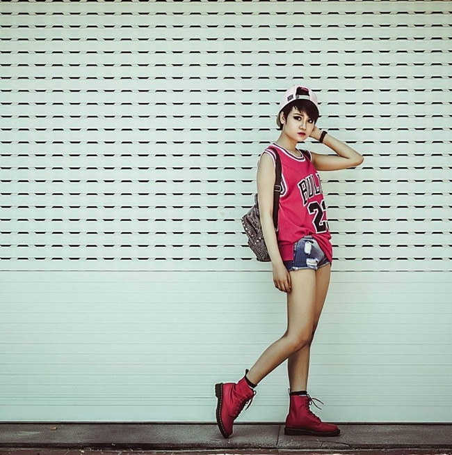 Với gương mặt đẹp nổi bật giữa dàn các thí sinh tham dự sơ tuyển Vietnam’s Next Top Model mùa 7 tại khu vực Đà Nẵng, năng khiếu nhảy rất tốt và từng lọt vào vòng Bán kết một cuộc thi Hoa hậu, Thùy Trâm nhanh chóng gây được thiện cảm với Ban giám khảo dù chiều cao bị hạn chế so với Tiêu chuẩn của một người mẫu. 
