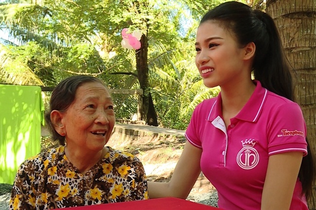 Nguyễn Thị Thành nhận dự án cải tạo một cây cầu mới tại xã Cẩm Sơn, huyện Mỏ Cày Nam, tỉnh Bến Tre. 