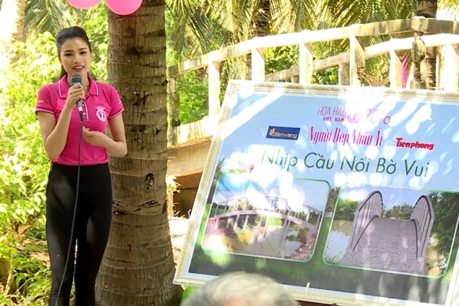 Nhà báo Trác Thúy Miêu đảm nhận vai trò bảo vệ cho thí sinh Nguyễn Thị Thành. Cô đánh giá cao nét đẹp và sự thể hiện của người đẹp Bắc Ninh trong video giới thiệu dự án. Bởi cô đã mang lại một câu chuyện chân thật về cuộc sống của người dân xung quanh chiếc cầu cũ kỹ.