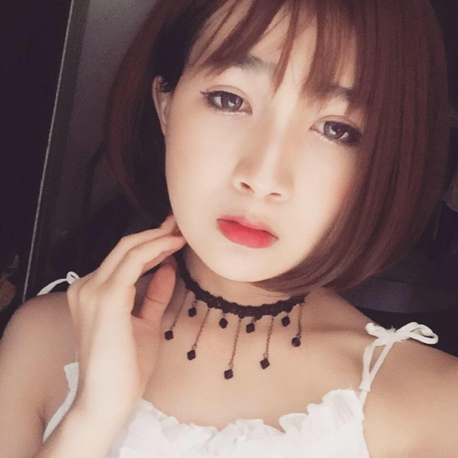 Phạm Ngọc Trinh sinh năm 1998, hiện sống tại TP. Hồ Chí Minh