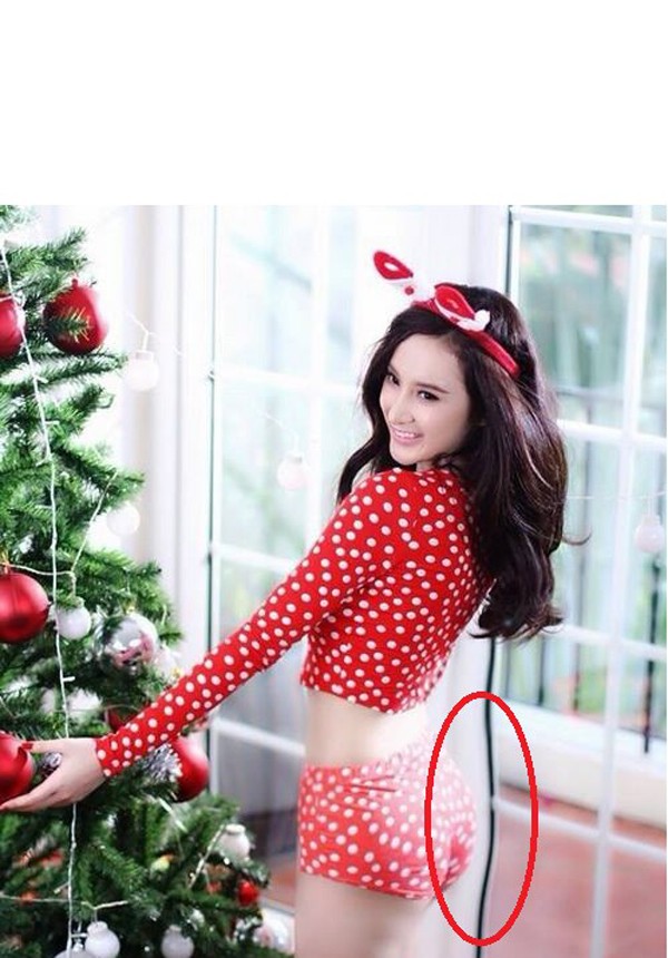 Vì muốn ''tăng kích cỡ'' cho vòng 3 của Angela Phương Trinh, người thợ sửa anh đã không ngần ngại ''bẻ cong'' cả mép cửa kính.