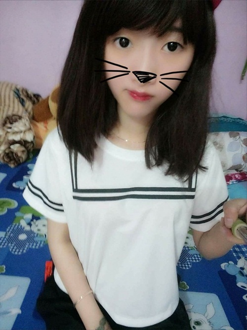 Trước khi tắm trắng mình tẩy tế bào chết để mang lại hiệ̉u quả cho da.