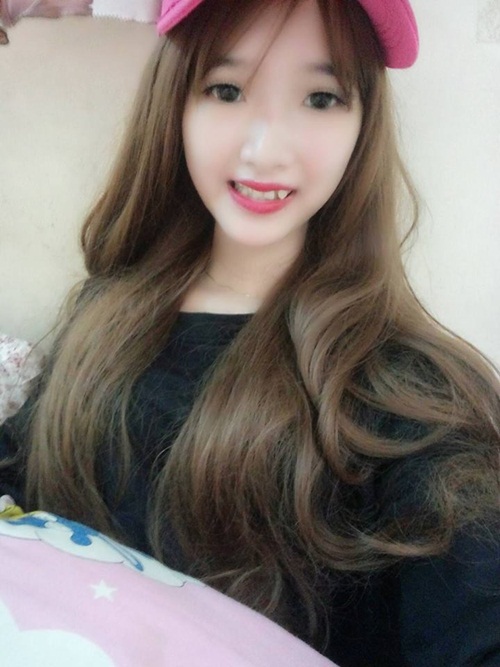 Vào mùa hè thay vì sử dụng kem tẩy da chết thì mình dùng muối biển chà lên da để tuần hoàn máu, loại bỏ da chết nhanh chóng mà còn tiết kiệm.