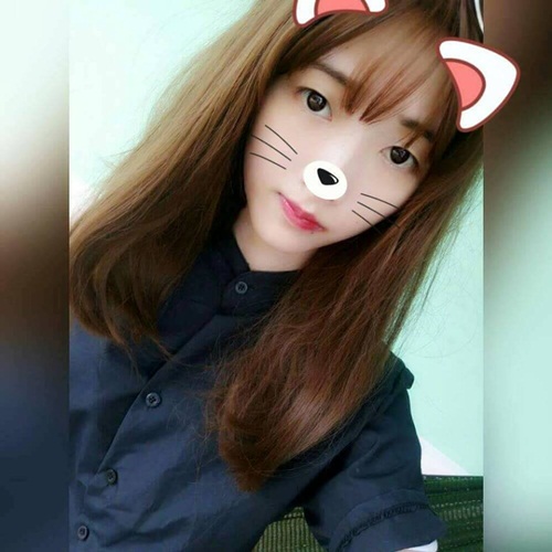 Nhìn khuôn mặt Bảo Linh, chắc hẳn nhiều người đặt ra câu hỏi cô gái này đã từng phẫu thuật thẩm mỹ hay chưa, đặc biệt là phẫu thuật gọt cằm.