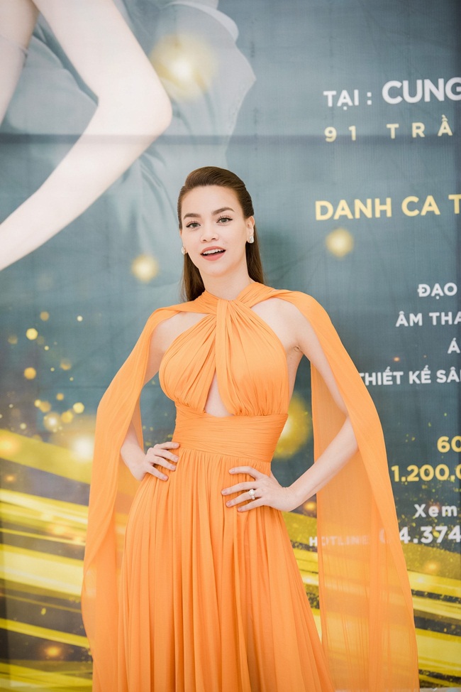 Thêm vào đó, mới đây, cô quyết định tổ chức đêm nhạc Love Songs tại Hà Nội.