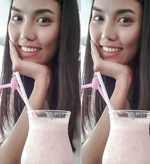 và trang điểm rất nhẹ.