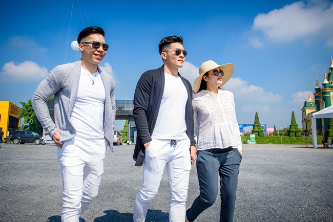 Đây cũng là sự kiện hiếm hoi cả Đăng ký và nhận 60K 24 bao lì xì miễn phí mỗi ngày họp cùng tham gia vì trong thời gian này Quốc Cơ- Quốc Nghiệp phải tập trung tập tiết mục xiếc mới. 