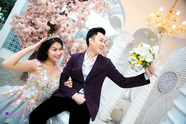 Muse: Dương Triệu Vũ & Ngọc Thanh Tâm Photo: Thành Nguyễn Makeup: Kuny Lee Hairstyle: Trâm Debee Photo: Đình Lê