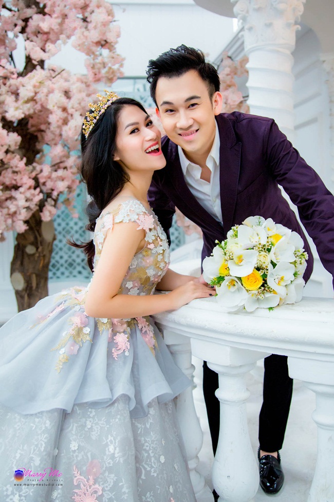 Ngoài việc đầu tư trang phục, không gian chụp hình cũng được ê-kíp và 2 nghệ sĩ chú trọng để có những concetp hình ảnh mới mẻ, không “đụng” hàng.