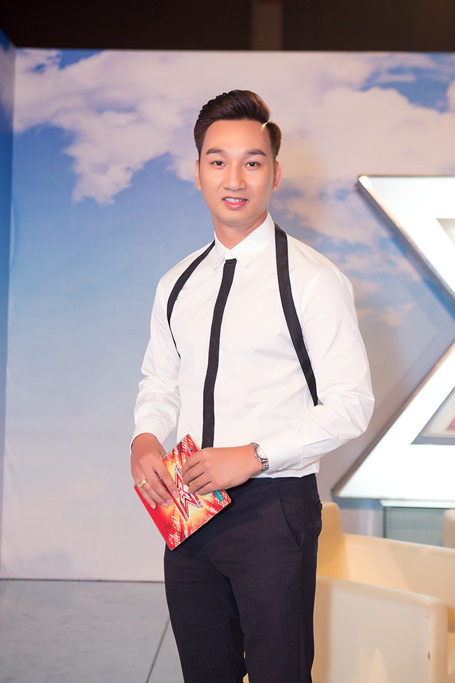 Tính đến thời điểm hiện tại thì Thành Trung vẫn đảm bảo sức nóng của mình tại Nhân tố bí ẩn khi không ngừng làm mới mình với bộ sưu tập trang phục “soái ca” ấn tượng cũng như luôn chủ động ứng biến trong mọi tình huống.