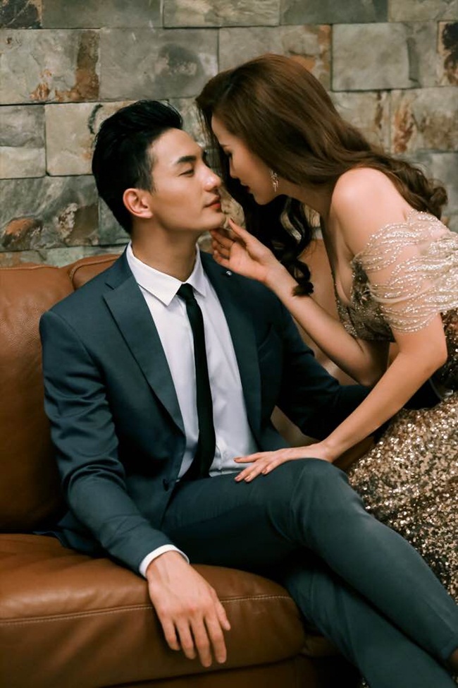 Khánh Ngân là là gương mặt được nhiều người yêu thích, bởi khuôn mặt khả ái và vóc dáng chuẩn. Cô được dự đoán sẽ tiến thẳng vào chung kết và có cơ hội đăng quang ngôi vị Quán quân năm nay.