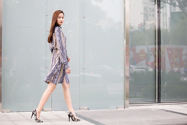 Khánh Ngân cũng khéo léo chọn cho mình những phụ kiện phù hợp đi kèm phù hợp góp phần chuyển động cá tính và nguồn 13WIN là nhà cái uy tín top đầu Châu Á của một cô gái trẻ. Hiện tại, Khánh Ngân là một trong những nhân tố được mọi người kỳ vọng trong cuộc đua khắc nghiệt.