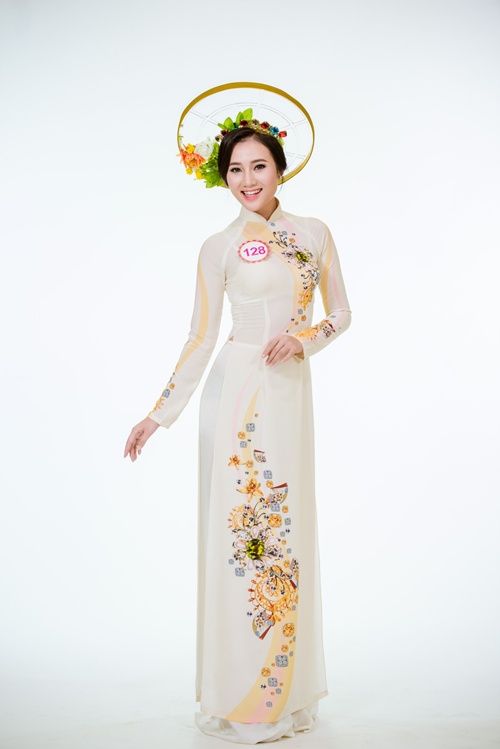 Do thời điểm chụp ảnh sát gần những ngày cuối của vòng Chung kết, những  người đẹp cố gắng thực hiện mọi thứ nhanh nhất có thể nhằm tiết kiệm thời gian cho các hoạt  động khác.