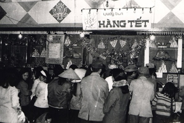 X&uacute;c động nh&igrave;n lại những h&igrave;nh ảnh Tết xưa 