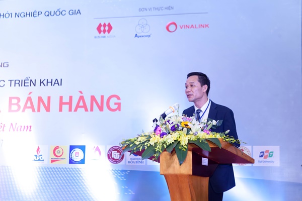 &Ocirc;ng Nguyễn Hữu Sơn - Trưởng Ban tổ chức ph&aacute;t biểu khai mạc chương tr&igrave;nh 