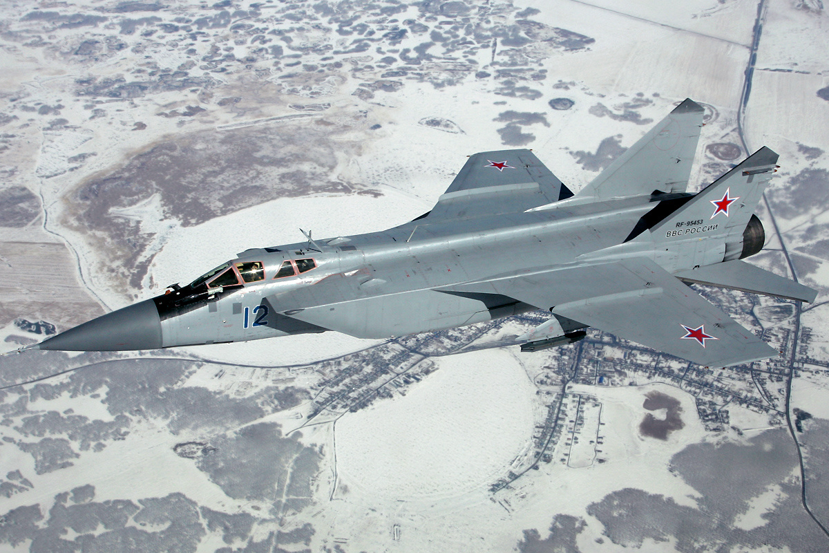 Tiêm kích MiG-31 sở hữu nhiều đặc tính nổi bật so với các dòng tiêm kích đánh chặn khác Tiêm kích MiG-31 sở hữu nhiều đặc tính nổi bật so với các dòng tiêm kích đánh chặn khác