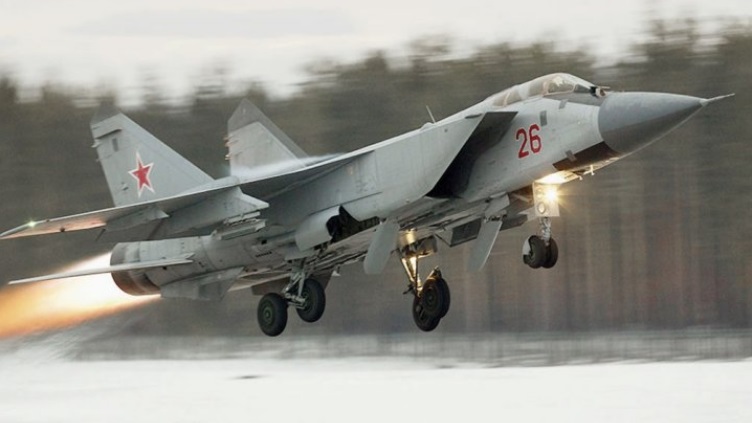 Tiêm kích MiG-31 có thể đạt tốc độ tối đa 3.000 km/h ở độ cao lớn Tiêm kích MiG-31 có thể đạt tốc độ tối đa 3.000 km/h ở độ cao lớn