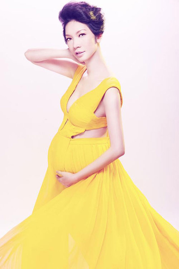 Dù không còn giữ vị trí giám khảo của cuộc thi Vietnam Next top model, Xuân Lan vẫn xuất hiện liên tục ở các sự kiện và nhiều buổi chụp hình với vai trò là người mẫu. Dù không còn giữ vị trí giám khảo của cuộc thi Vietnam Next top model, Xuân Lan vẫn xuất hiện liên tục ở các sự kiện và nhiều buổi chụp hình với vai trò là người mẫu.