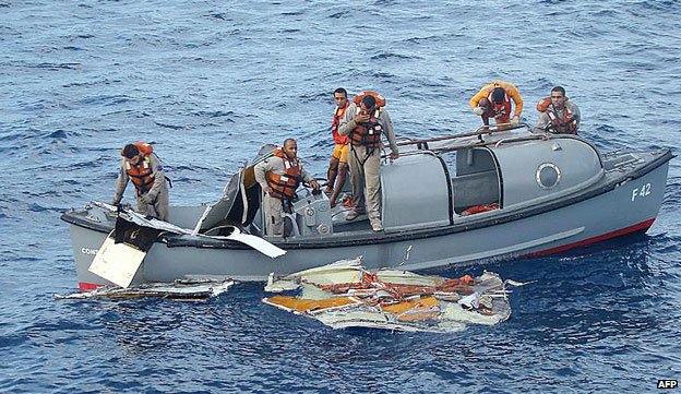 Qu&aacute; tr&igrave;nh t&igrave;m kiếm m&aacute;y bay mất t&iacute;ch MH370 vẫn đang được gấp r&uacute;t tiến h&agrave;nh