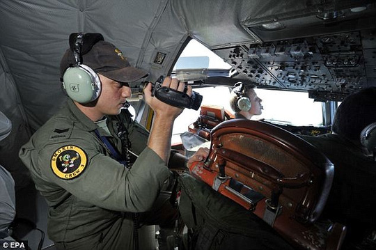 C&ocirc;ng việc t&igrave;m kiếm m&aacute;y bay Malaysia MH370 mất t&iacute;ch b&iacute; ẩn vẫn đang tiếp tục