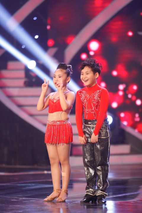 Ho&agrave;ng Gia Linh - Ho&agrave;ng Gia Bảo được kh&aacute;n giả lựa chọn v&agrave;o thẳng Chung kết Vietnam's Got  Talent 