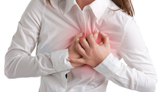 Tăng nguy cơ mắc bệnh tim mạch ở phụ nữ khi thường xuy&ecirc;n bị n&oacute;ng ran trong người