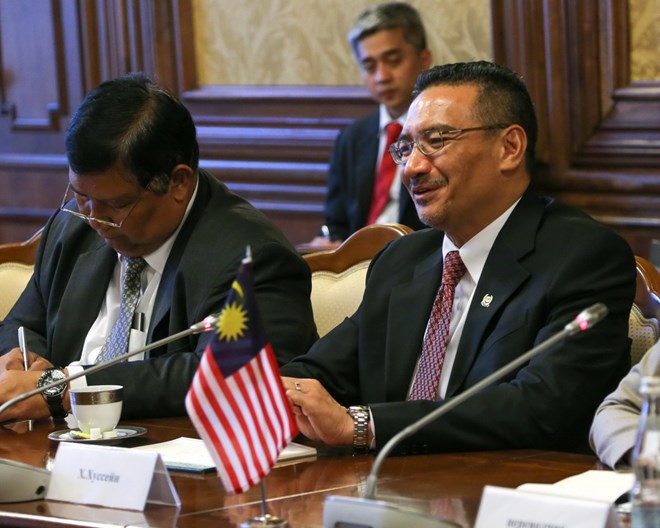 Bộ trưởng Quốc ph&ograve;ng Malaysia tuy&ecirc;n bố &ocirc;ng tin rằng chiếc m&aacute;y bay số hiệu MH370 mất t&iacute;ch sẽ được t&igrave;m thấy dưới Ấn Độ Dương. Ảnh minh họa
