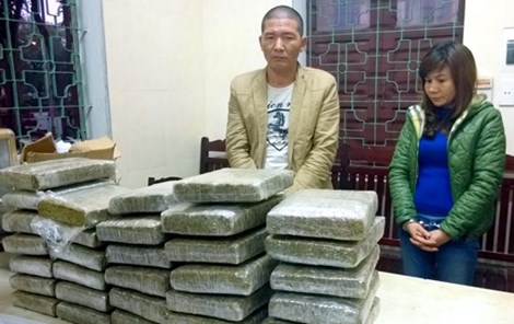 Tin h&igrave;nh sự mới nhất, c&ocirc;ng an t&oacute;m gọn hai đối tượng vận chuyển ma t&uacute;y xuy&ecirc;n quốc gia