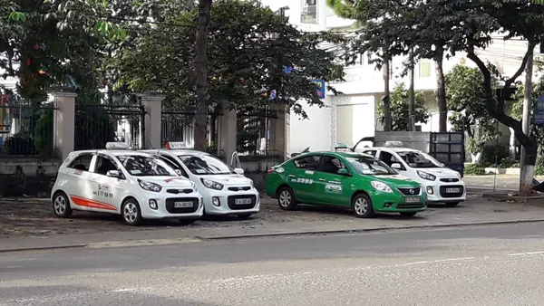 Cướp taxi t&aacute;o tợn trong đ&ecirc;m khiến nhiều t&agrave;i xế lo ngại