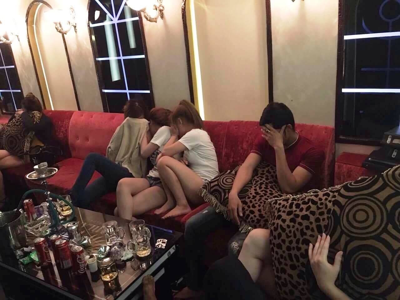 Những tin tức pháp luật mới nhất hôm nay đề cập đến vụ đột kích quán karaoke Milano ở TPHCM