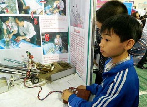 Nguyễn Văn Hoan gi&agrave;nh HCV s&aacute;ng tạo ch&acirc;u &Aacute; l&agrave; tin khoa học c&ocirc;ng nghệ nổi bật h&ocirc;m nay