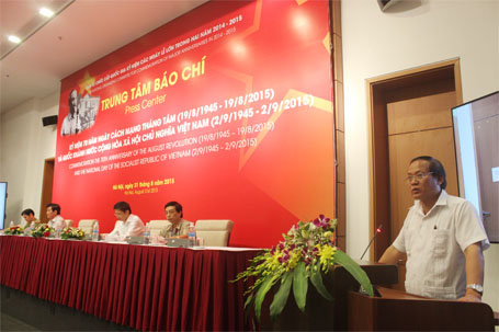 Tin tức mới cập nhật h&ocirc;m nay cho biết 550 cơ quan b&aacute;o ch&iacute; tham gia đưa tin Lễ diễu binh, diễu h&agrave;nh