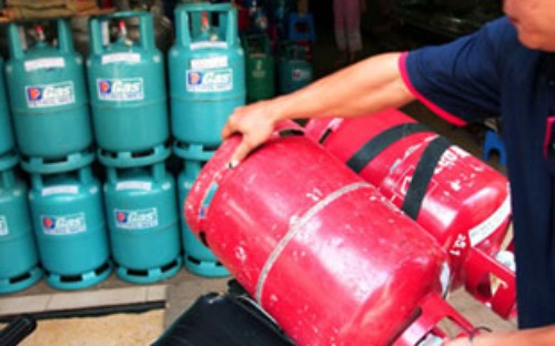 Gi&aacute; gas đồng loạt tăng mạnh