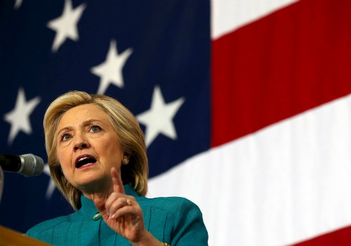 B&agrave; Hillary Clinton l&ecirc;n &aacute;n Trung Quốc tấn c&ocirc;ng mạng m&aacute;y t&iacute;nh Mỹ