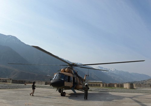 Một chiếc trực thăng Mi-17 của qu&acirc;n đội Afghanistan 