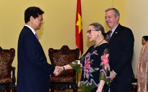 Thủ tướng tiếp Thẩm ph&aacute;n T&ograve;a &aacute;n tối cao Mỹ